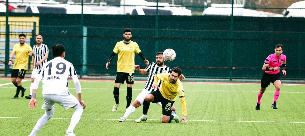 Çeşme Belediyespor, Aliağa FAŞ deplasmanından 2-0 mağlup döndü