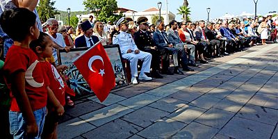 30 Ağustos Zafer Bayramı, Çeşme'de, resmi törenle kutlandı