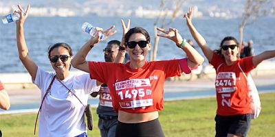 9 Eylül İzmir Yarı Maratonu’nda kurtuluş coşkusu