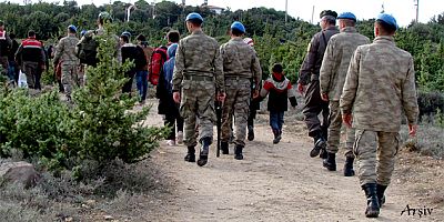 Çeşme'de, jandarmadan göçmen kaçakçılığı operasyonu