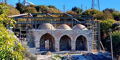 Çeşmeköy'deki 700 yıllık caminin restorasyonunda sona doğru