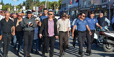 Menemen Emniyet Müdürü Gürcan Alev, Çeşme'de hasret giderdi
